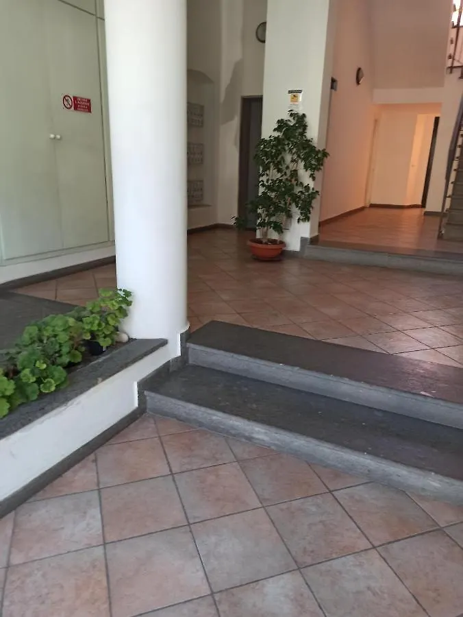 Residenza Scikkettosa Apartman Cecina